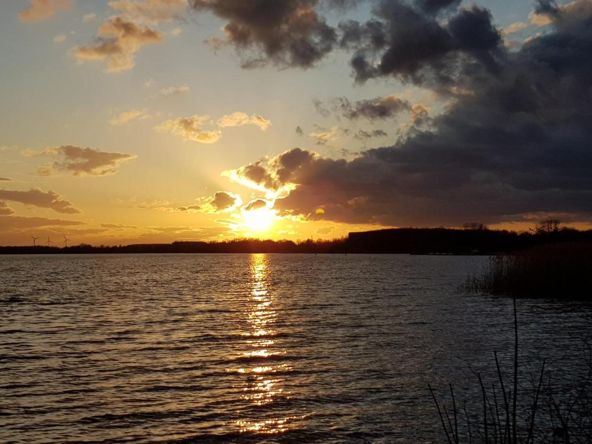 Seensucht & Urlaubstraeume, Ferienwohnung "Seeadler" Grossräschen Exterior foto